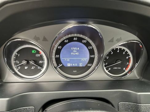 Used 2011 Mercedes-Benz C 300 4MATIC Sedan image 15