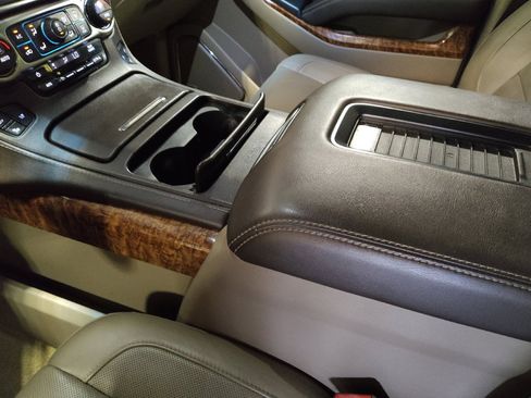 Used 2017 Chevrolet Tahoe Premier image 26