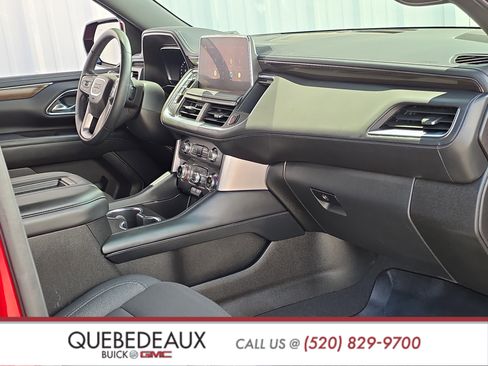 Used 2024 GMC Yukon SLE w/ Gmc Pro Safety Plus Package AWD/4WD image 32