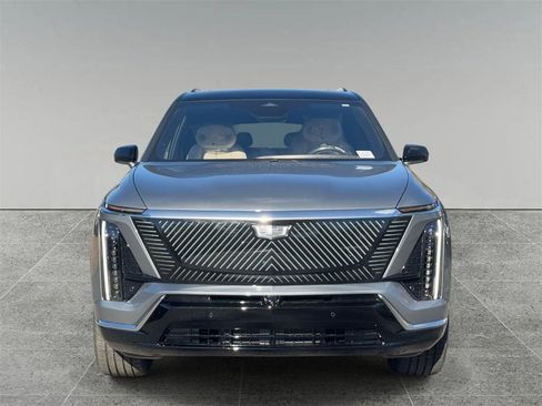 New 2026 Cadillac Vistiq Luxury image 7