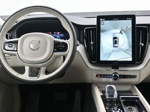 New 2026 Volvo XC60 B5 Ultra w/ Protection Package Premier AWD/4WD image 12