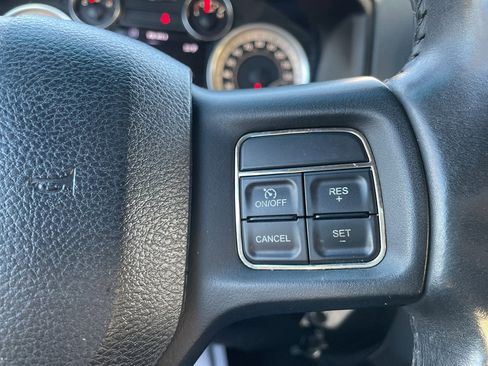 Used 2014 RAM 2500 Big Horn image 35