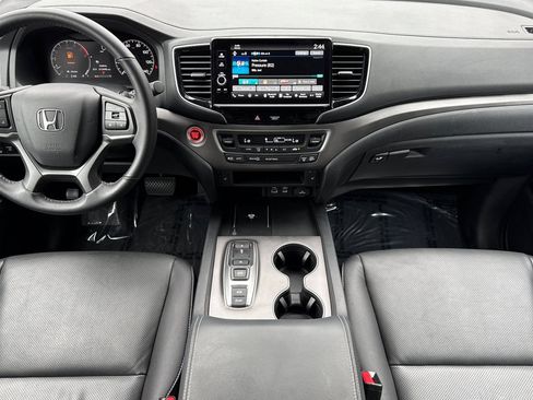 Used 2025 Honda Ridgeline RTL image 11