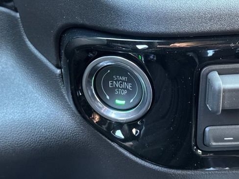 New 2026 GMC Sierra 1500 Elevation image 21