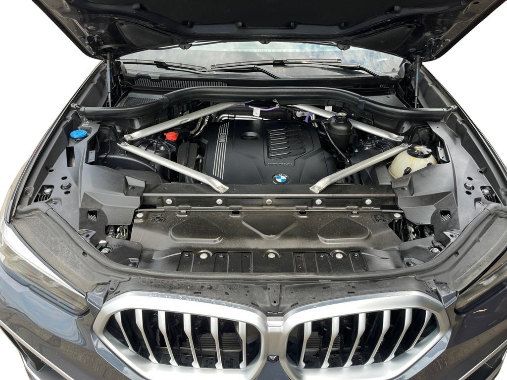 Used 2021 BMW X6 xDrive40i w/ Premium Package 2 AWD/4WD image 32