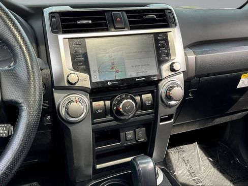 Used 2023 Toyota 4Runner SR5 Premium w/ Moonroof Package AWD/4WD image 9