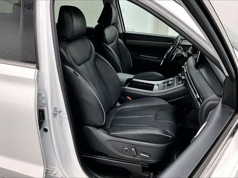 Used 2025 Hyundai Palisade SEL FWD image 9