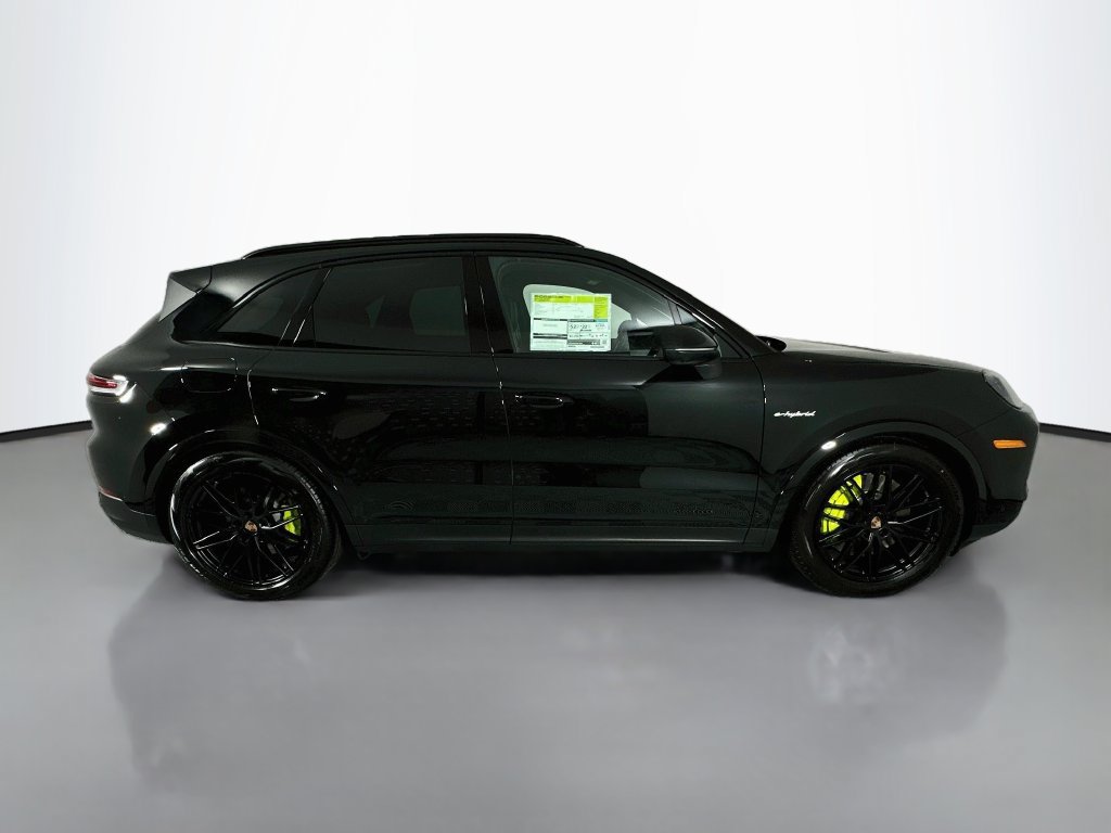 New 2026 Porsche Cayenne S AWD/4WD image 8