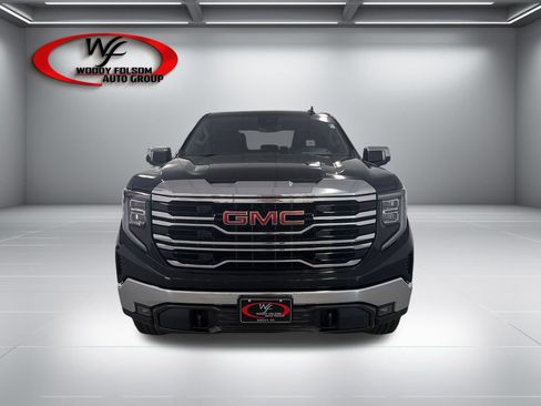 Used 2023 GMC Sierra 1500 SLT AWD/4WD image 2
