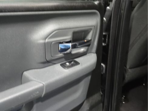 Used 2024 RAM 1500 Classic SLT AWD/4WD image 16