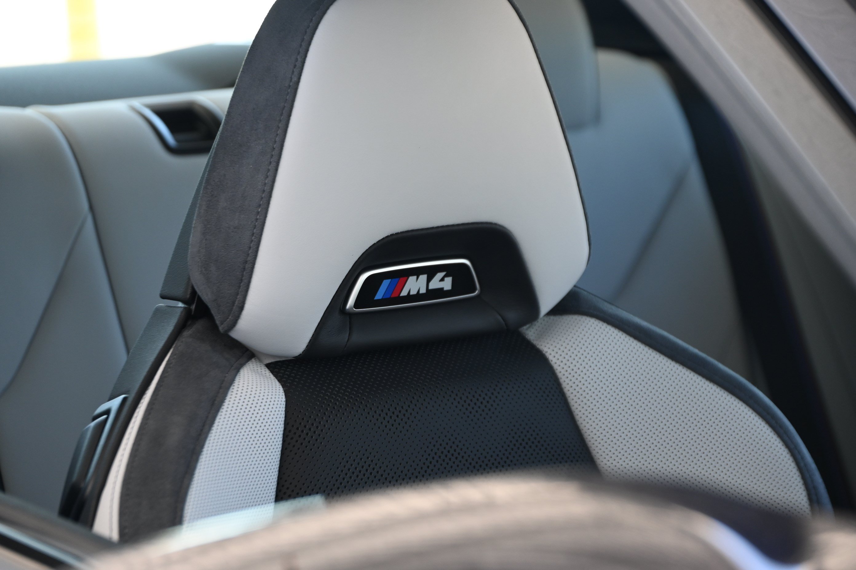 Used 2026 BMW M4 Coupe w/ Executive Package RWD image 31