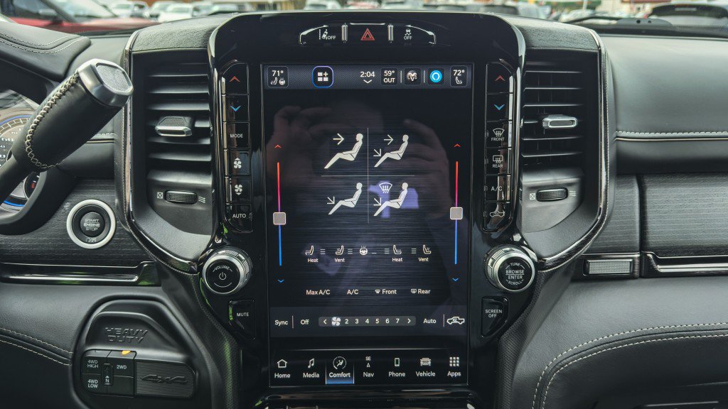 Used 2022 RAM 3500 Limited AWD/4WD image 50