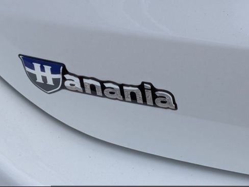 Used 2025 Mercedes-Benz GLC 43 AMG GLC 43 AMG image 12