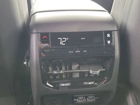 New 2025 Jeep Grand Cherokee L Laredo w/ Luxury Tech Group I image 10