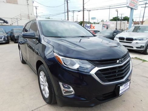 Used 2020 Chevrolet Equinox LS w/ LS Convenience Package FWD image 1