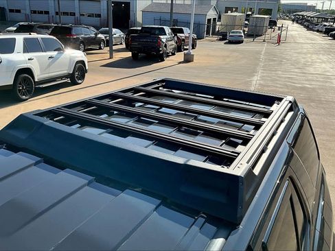 Used 2025 Toyota 4Runner Trailhunter image 33