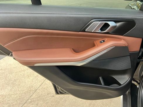 Used 2023 BMW X5 xDrive40i w/ Premium Package image 22