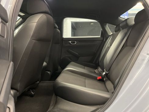 Used 2023 Honda Civic Sport image 27