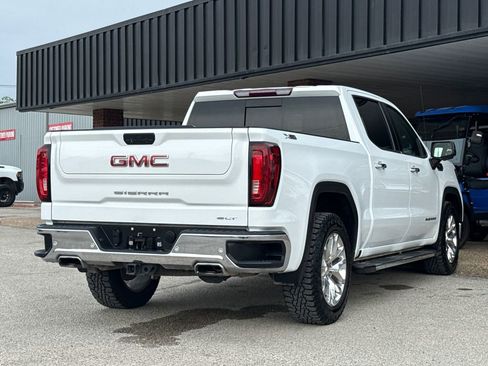 Used 2022 GMC Sierra 1500 SLT AWD/4WD image 9