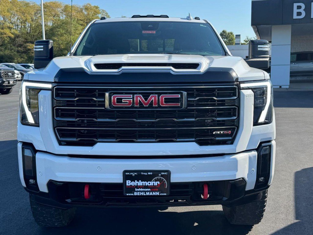 Used 2024 GMC Sierra 2500 AT4 w/ AT4 Premium Plus Package AWD/4WD image 12