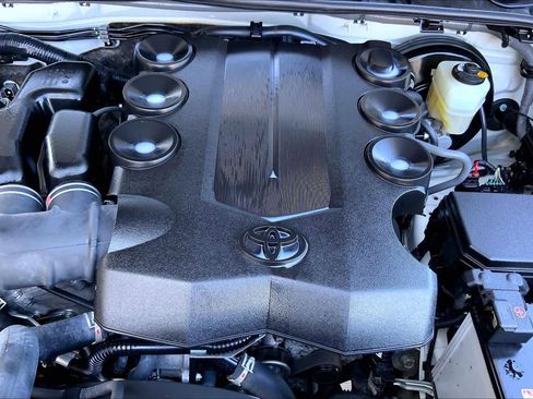 Used 2023 Toyota 4Runner SR5 image 31