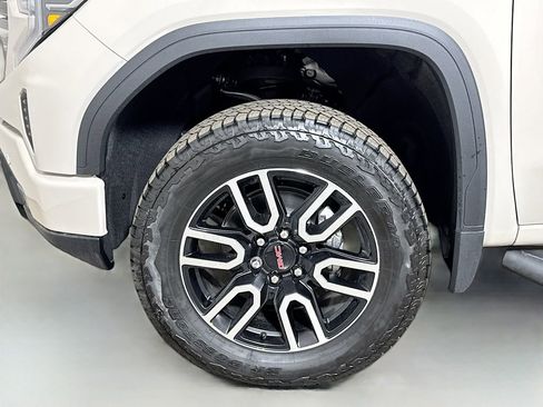 New 2026 GMC Sierra 1500 AT4 w/ AT4 Premium Package image 19