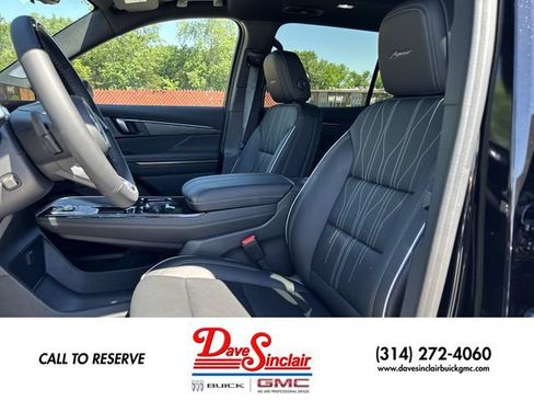 New 2026 Buick Enclave Avenir w/ Super Cruise Package FWD image 11