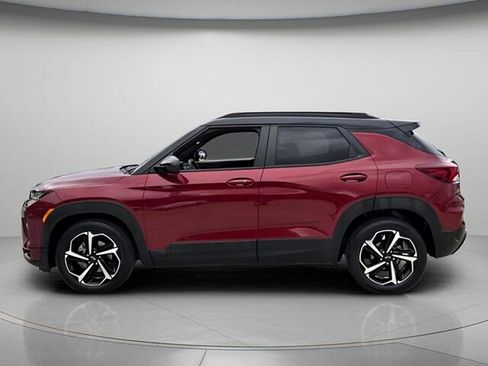 Used 2022 Chevrolet TrailBlazer RS FWD image 3