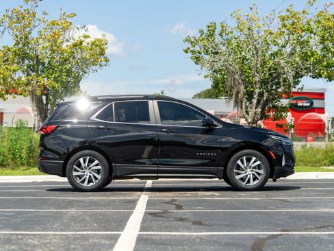 Used 2022 Chevrolet Equinox LT FWD image 5