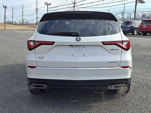 Used 2023 Acura MDX SH-AWD w/ Technology Package image 5