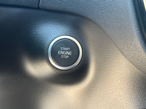 Used 2019 Volvo XC40 T5 Inscription AWD/4WD image 35