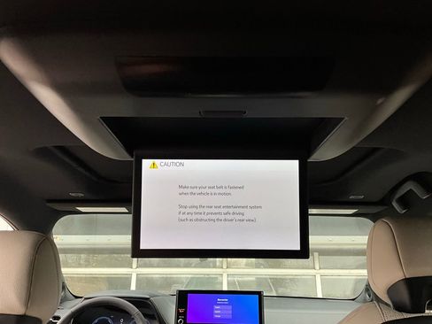 New 2026 Toyota Sienna Limited image 15