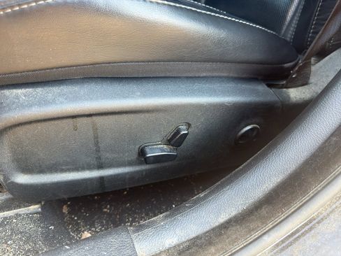 Used 2020 Dodge Charger SXT w/ Leather Interior Group image 11