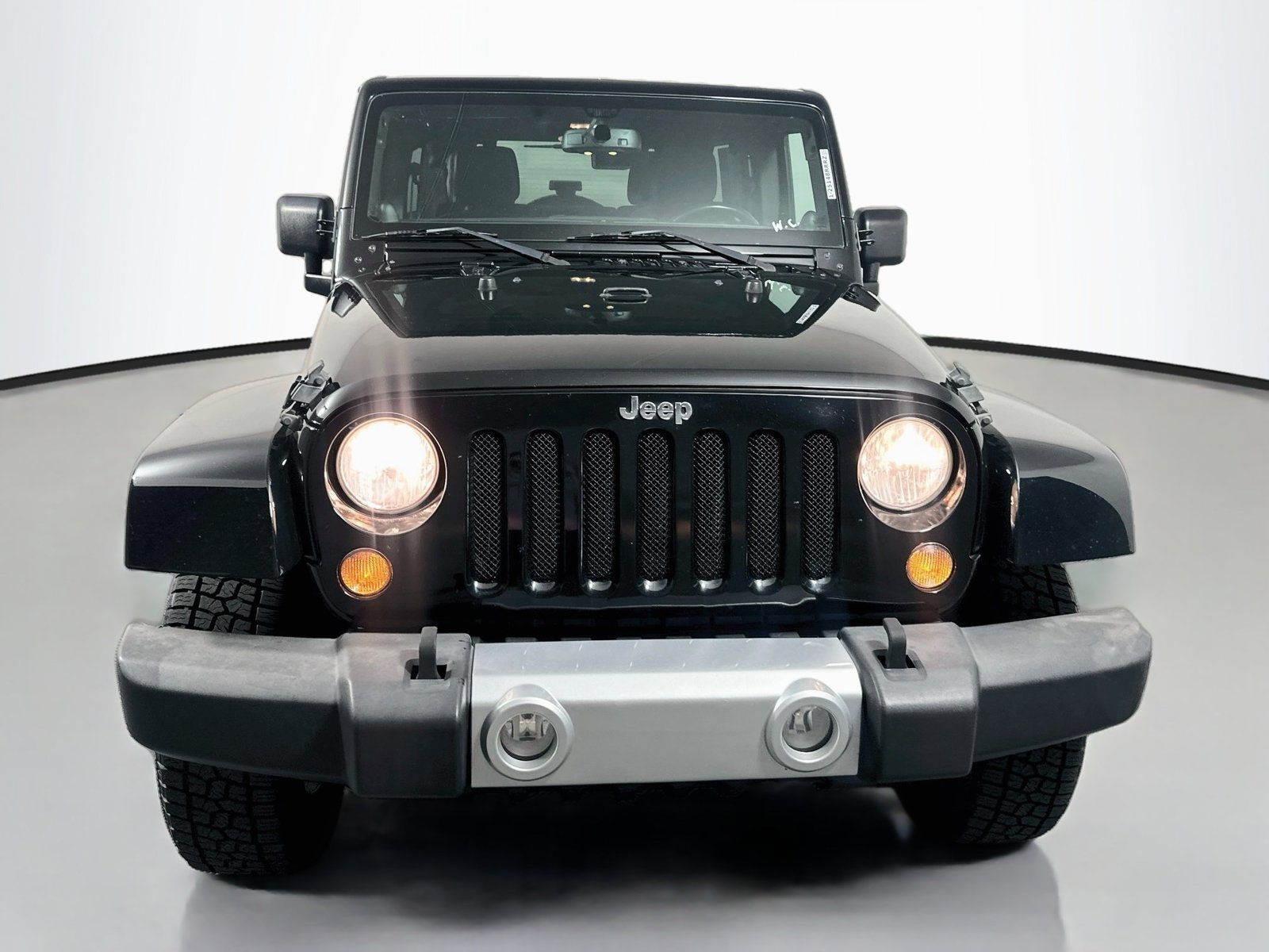 Used 2014 Jeep Wrangler Unlimited Sahara w/ Dual Top Group AWD/4WD image 2