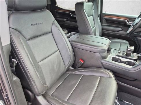 Used 2024 GMC Sierra 1500 Denali w/ Denali Reserve Package AWD/4WD image 25