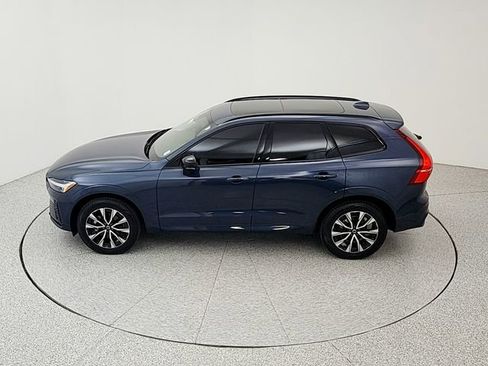 Certified 2025 Volvo XC60 B5 Plus w/ Climate Package AWD/4WD image 37
