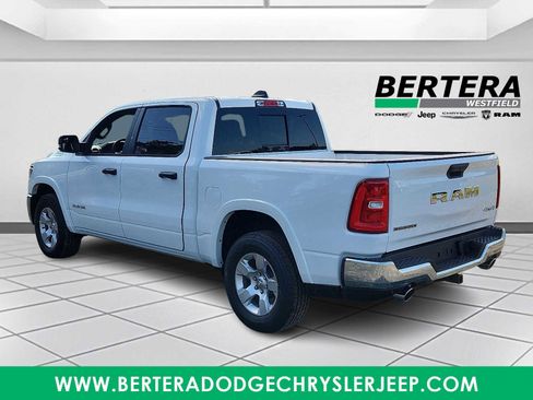 New 2026 RAM 1500 Big Horn AWD/4WD image 4