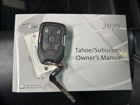 Used 2020 Chevrolet Suburban Premier image 40