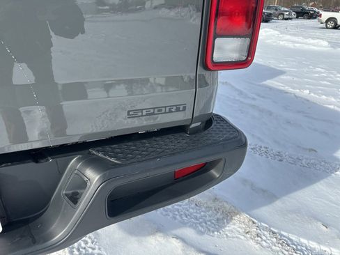 Used 2020 Jeep Gladiator Sport w/ Quick Order Package 24S image 5