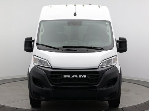 Used 2023 RAM ProMaster 2500 FWD image 2