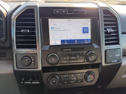 Certified 2021 Ford F550 4x4 Crew Cab Super Duty image 16