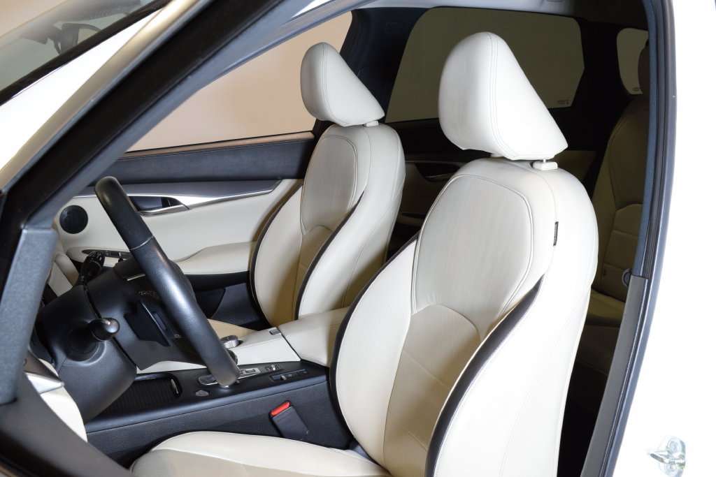 Certified 2022 INFINITI QX50 Luxe AWD/4WD image 4