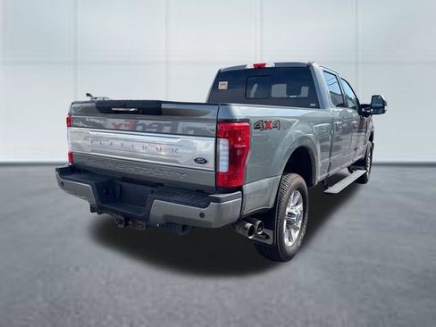Used 2019 Ford F350 Platinum w/ Platinum Ultimate Package AWD/4WD image 4
