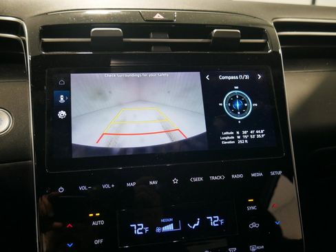 Certified 2023 Hyundai Santa Cruz SEL Premium image 23