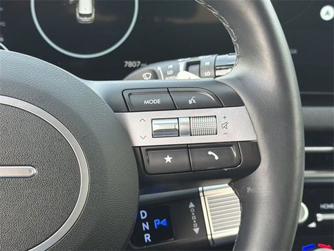 Certified 2025 Hyundai Tucson Limited image 21