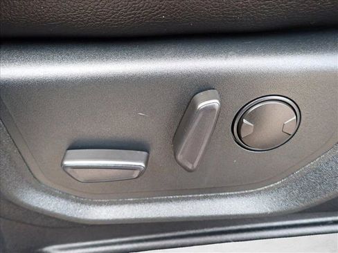 Used 2020 Ford F150 Lariat w/ Equipment Group 502A Luxury image 13