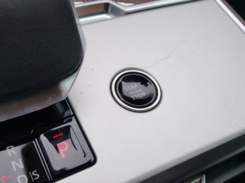 New 2026 Land Rover Range Rover SE AWD/4WD image 31