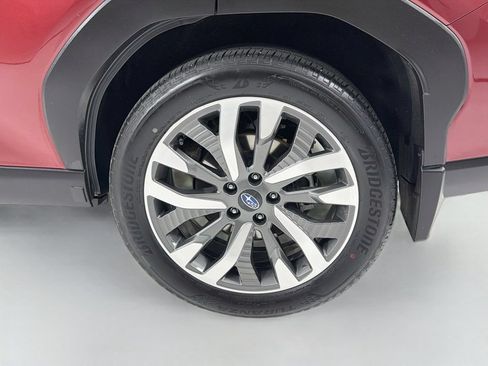 Used 2025 Subaru Forester Touring AWD/4WD image 32