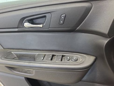 Used 2014 Chevrolet Traverse LT AWD/4WD image 15