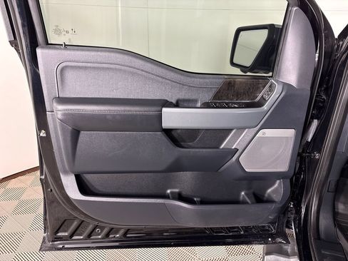 Certified 2023 Ford F150 Lariat w/ Trailer Tow Package AWD/4WD image 17